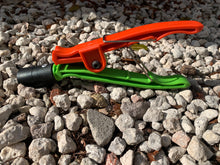 Load image into Gallery viewer, Disc Golf Disc Gator