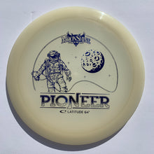 Load image into Gallery viewer, Latitude 64 Opto Moonshine Pioneer - Royal Box III