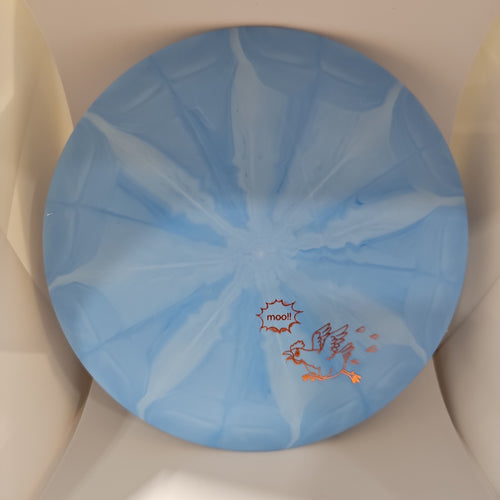 Dynamic Discs Prime Burst Escape - Moo Chicken Stamp